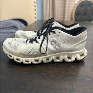 On CloudX - size 7.5
